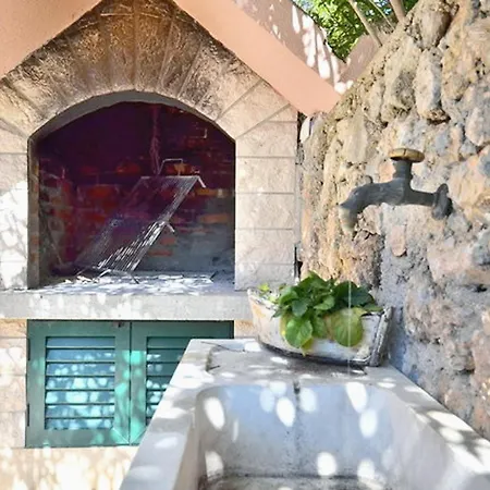 Seaside With A Swimming Pool Medici, Omis - 7461 Mimice
